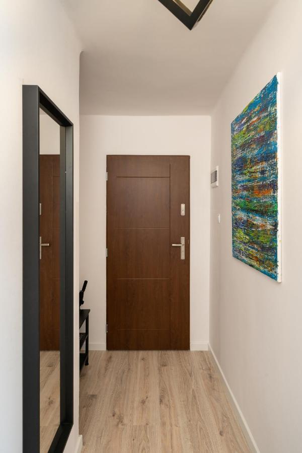 Staymoovers - Ladne Mieszkanie W Poblizu Energylandii - Parking * Zator