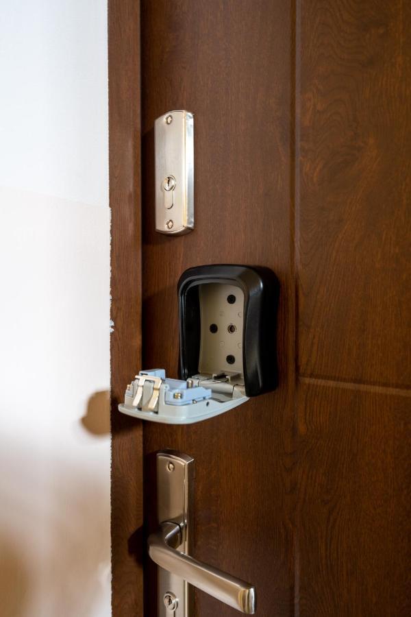 Staymoovers - Ladne Mieszkanie W Poblizu Energylandii - Parking Apartment