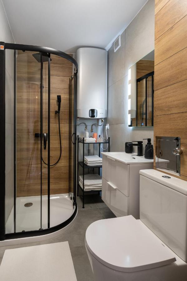 Staymoovers - Ladne Mieszkanie W Poblizu Energylandii - Parking Apartment *